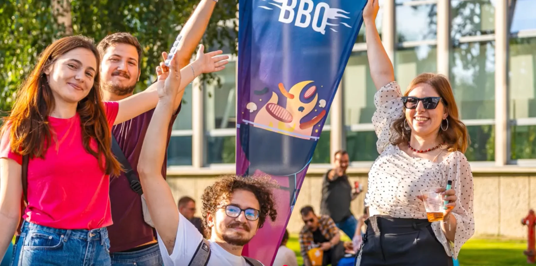 IT BBQ Fest, pinmagazine