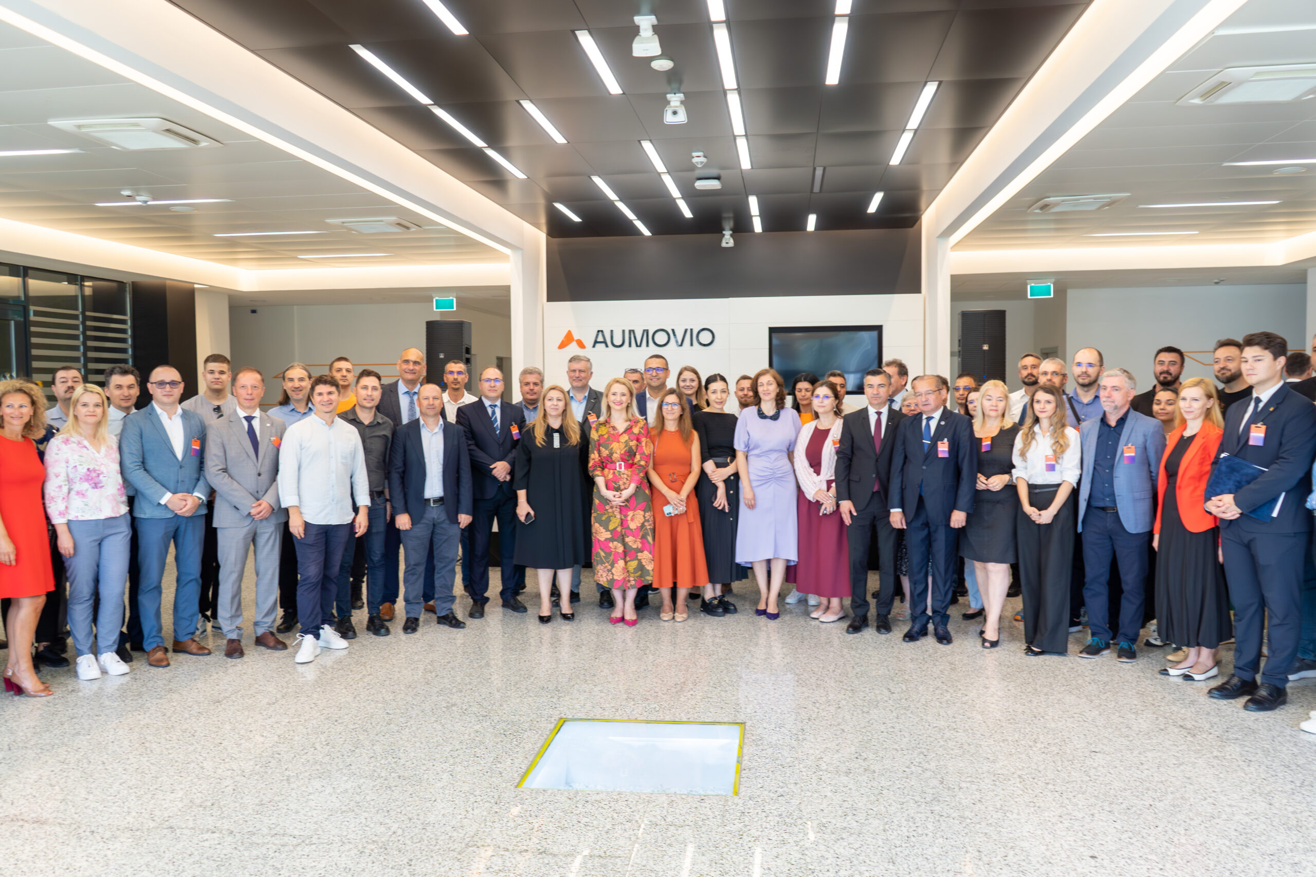 Aumovio - pinmagazine.ro