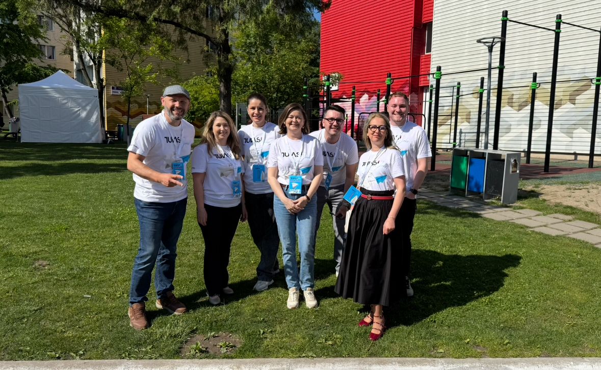 Fundația TUIAȘI - pinmagazine.ro