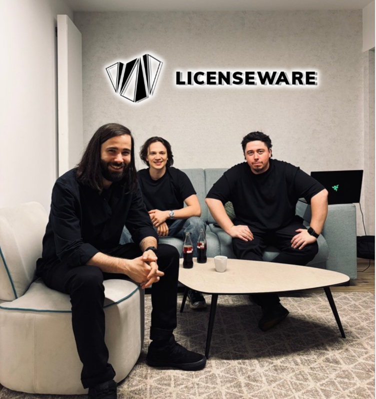 BCR-licenseware-pinmagazine